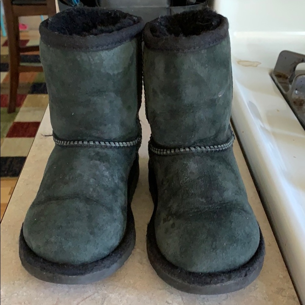 UGGs